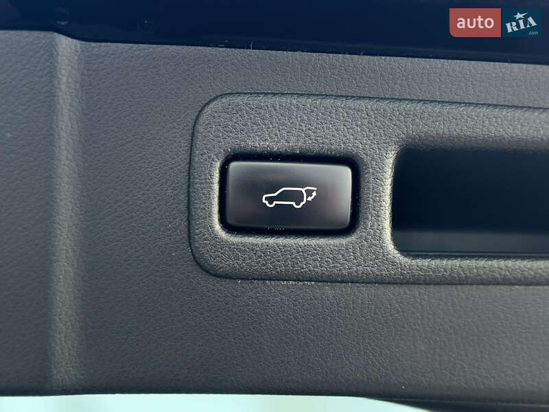 Внедорожник / Кроссовер Lexus NX 2017 в Луцке