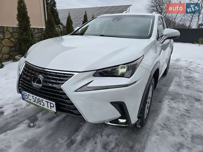 Lexus NX 2020