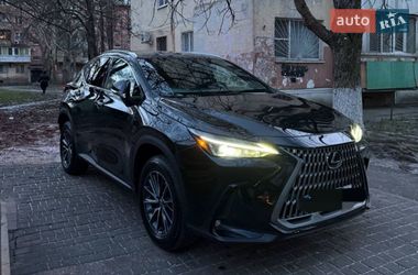 Позашляховик / Кросовер Lexus NX 2022 в Києві