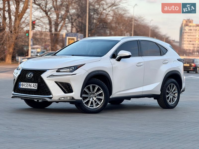 Внедорожник / Кроссовер Lexus NX 2016 в Одессе