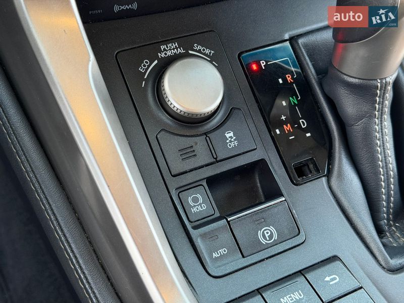 Внедорожник / Кроссовер Lexus NX 2016 в Одессе