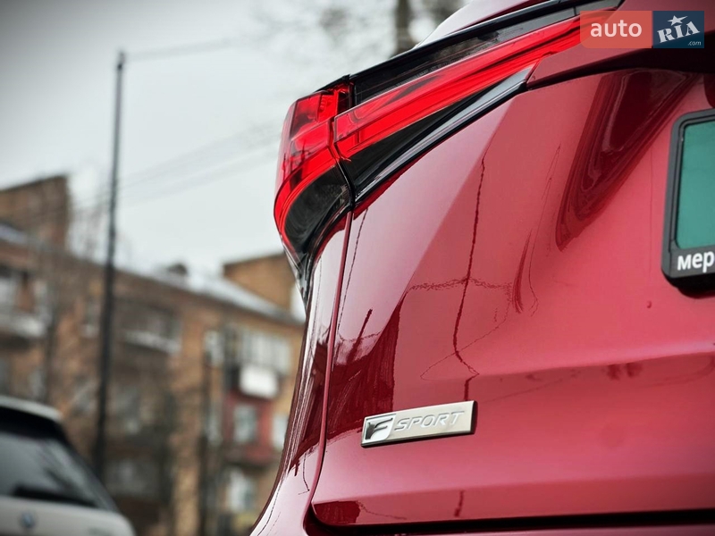 Внедорожник / Кроссовер Lexus NX 2017 в Киеве