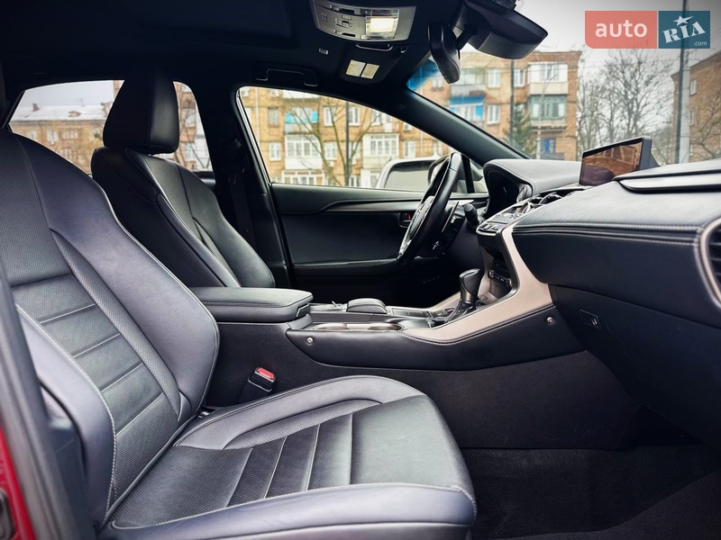 Внедорожник / Кроссовер Lexus NX 2017 в Киеве