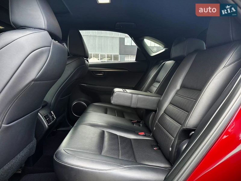 Внедорожник / Кроссовер Lexus NX 2017 в Киеве