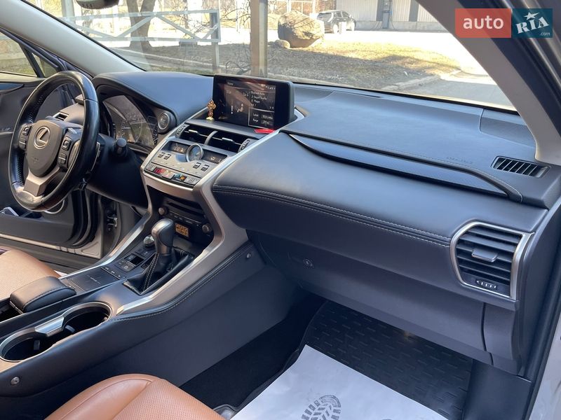 Позашляховик / Кросовер Lexus NX 2018 в Вінниці