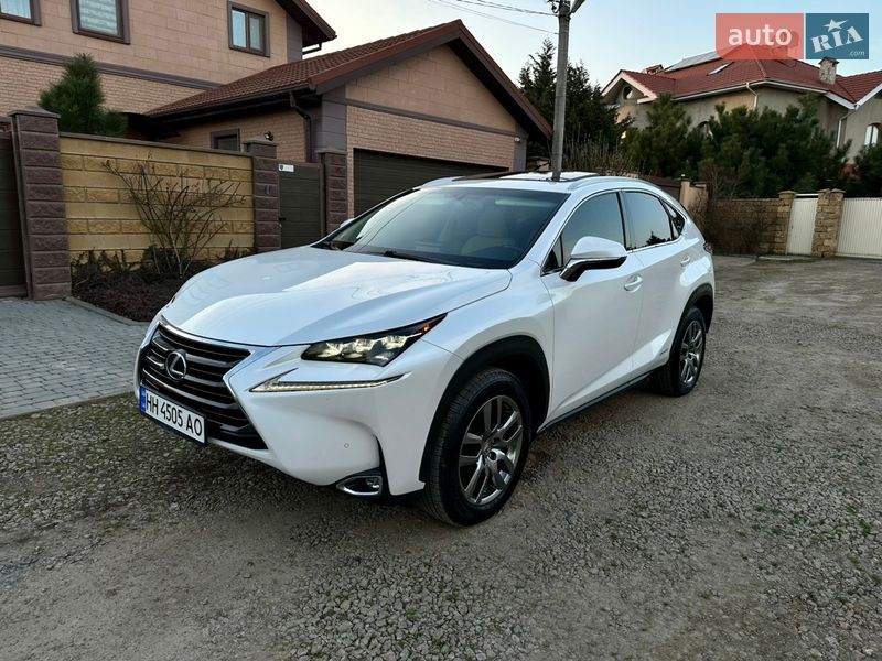 Lexus NX 2015