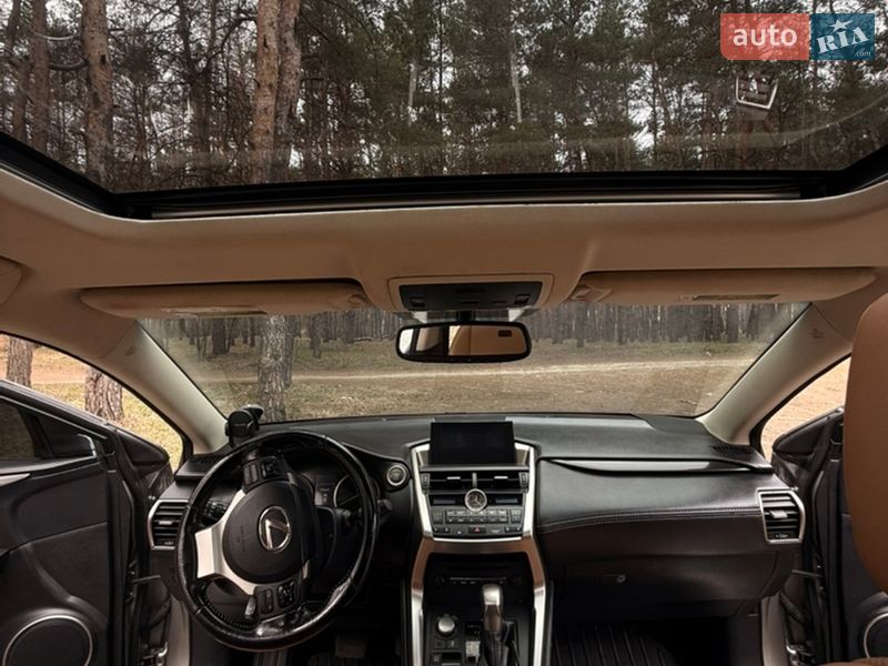 Позашляховик / Кросовер Lexus NX 2017 в Кам'янському