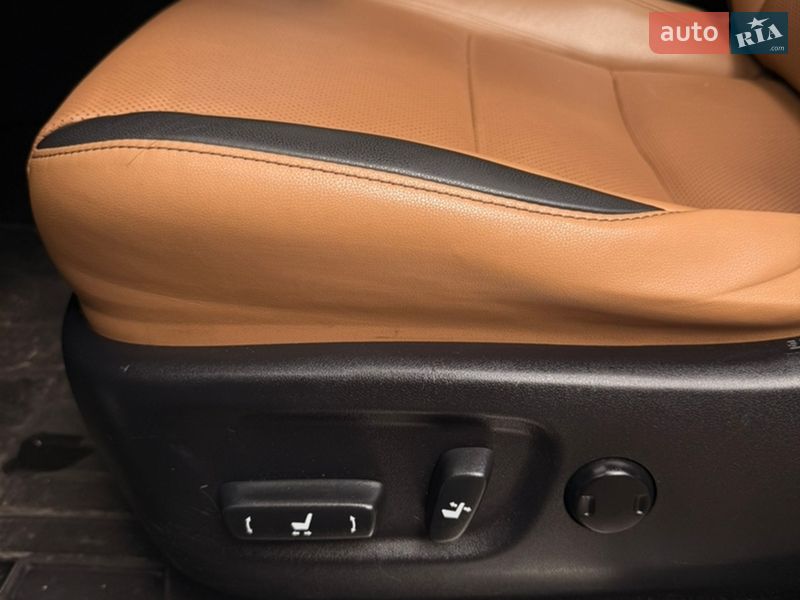 Позашляховик / Кросовер Lexus NX 2017 в Кам'янському