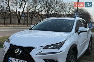 Позашляховик / Кросовер Lexus NX 2016 в Івано-Франківську