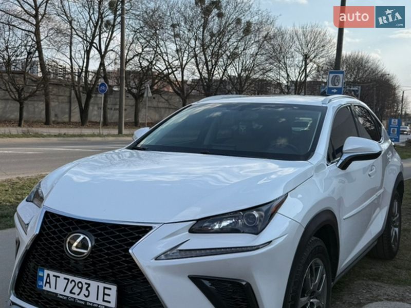 Внедорожник / Кроссовер Lexus NX 2016 в Ивано-Франковске