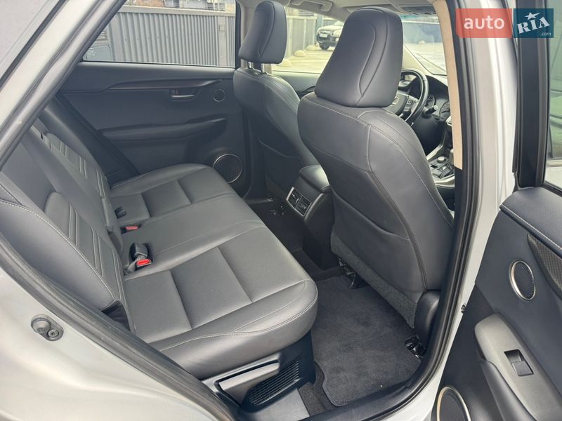 Внедорожник / Кроссовер Lexus NX 2015 в Киеве