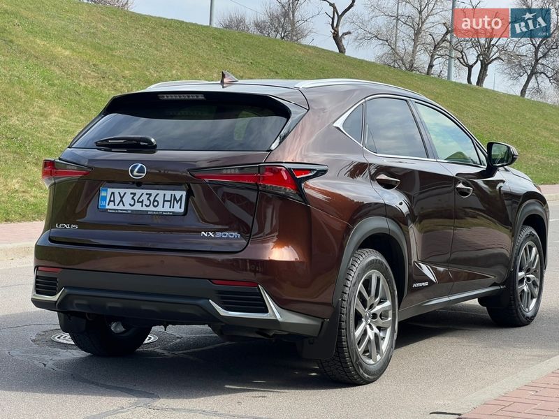 Позашляховик / Кросовер Lexus NX 2019 в Києві