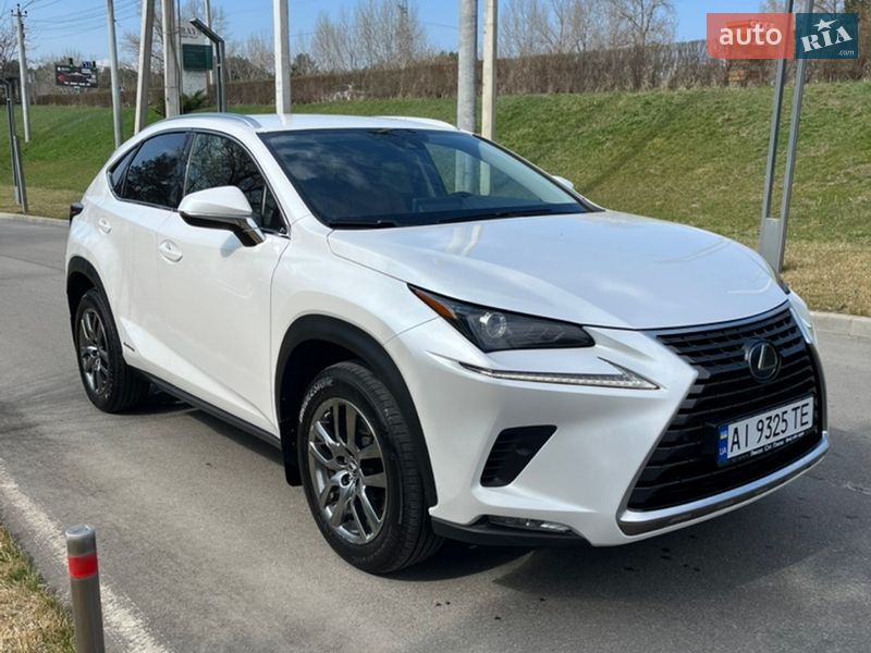 Позашляховик / Кросовер Lexus NX 2020 в Києві