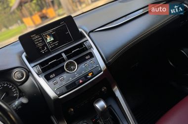 Внедорожник / Кроссовер Lexus NX 2018 в Трускавце