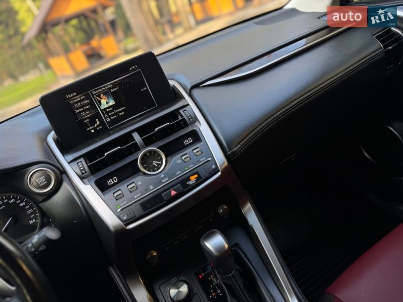 Внедорожник / Кроссовер Lexus NX 2018 в Трускавце