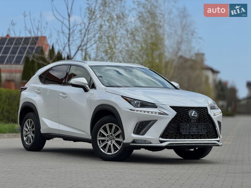 Lexus NX 2020