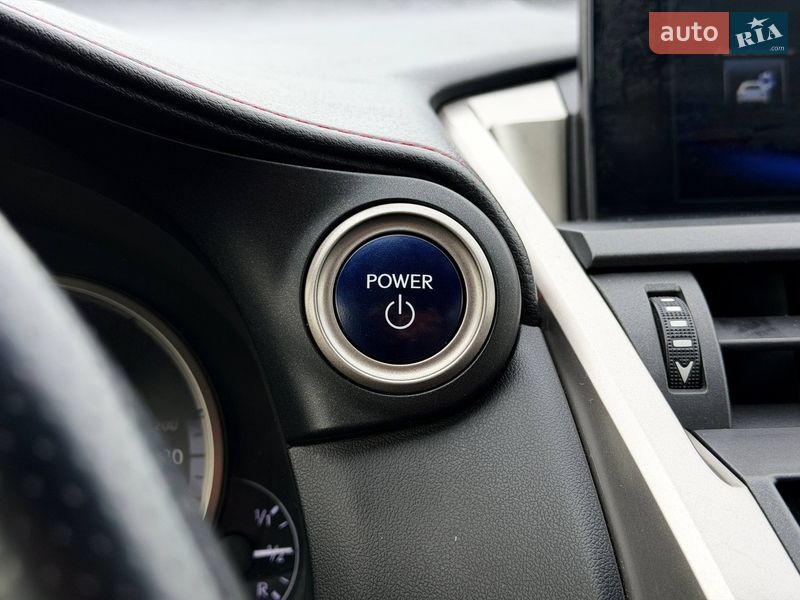 Позашляховик / Кросовер Lexus NX 2015 в Кривому Розі