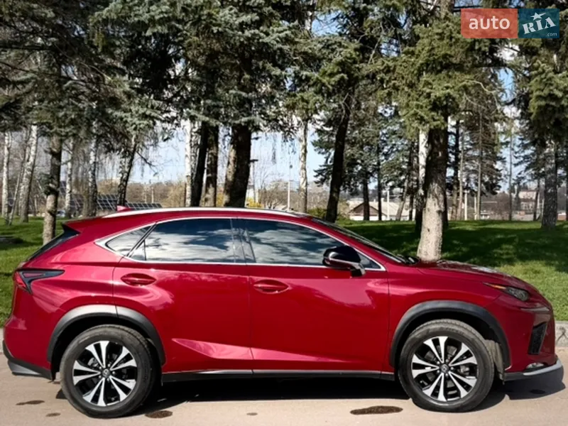 Lexus NX 2018