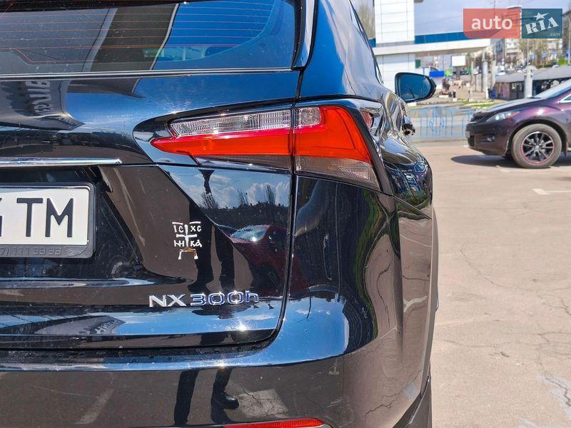 Позашляховик / Кросовер Lexus NX 2016 в Києві