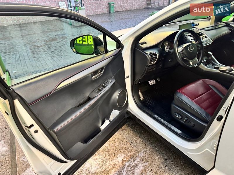 Внедорожник / Кроссовер Lexus NX 2015 в Кропивницком