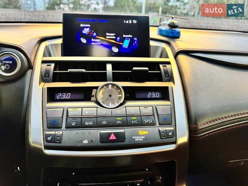 Позашляховик / Кросовер Lexus NX 2015 в Кропивницькому