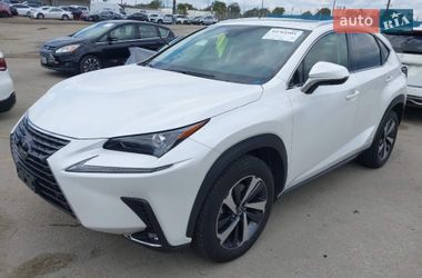 Lexus NX 2021