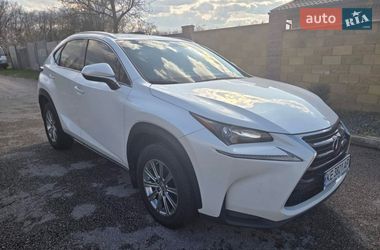 Позашляховик / Кросовер Lexus NX 2015 в Кам'янському