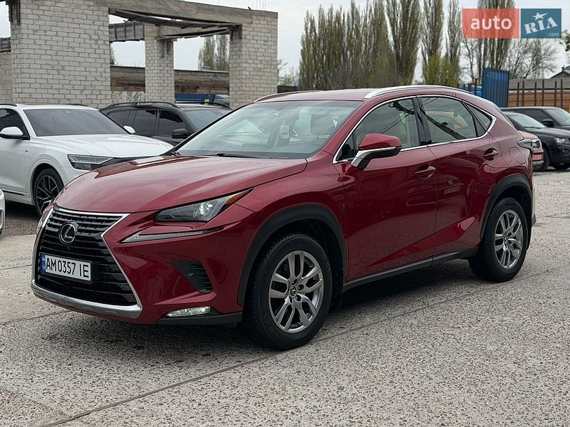 Внедорожник / Кроссовер Lexus NX 2017 в Житомире