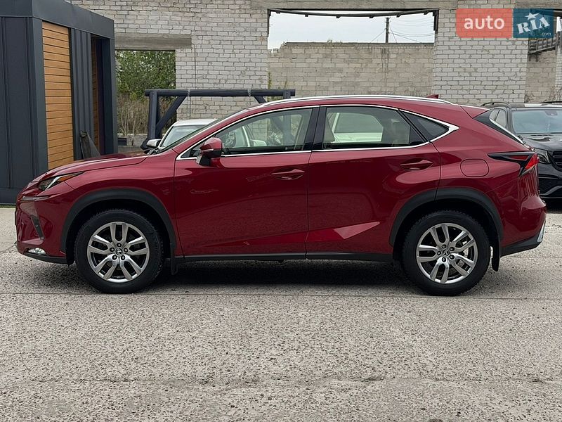 Внедорожник / Кроссовер Lexus NX 2017 в Житомире