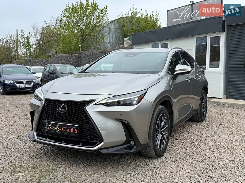 Lexus NX