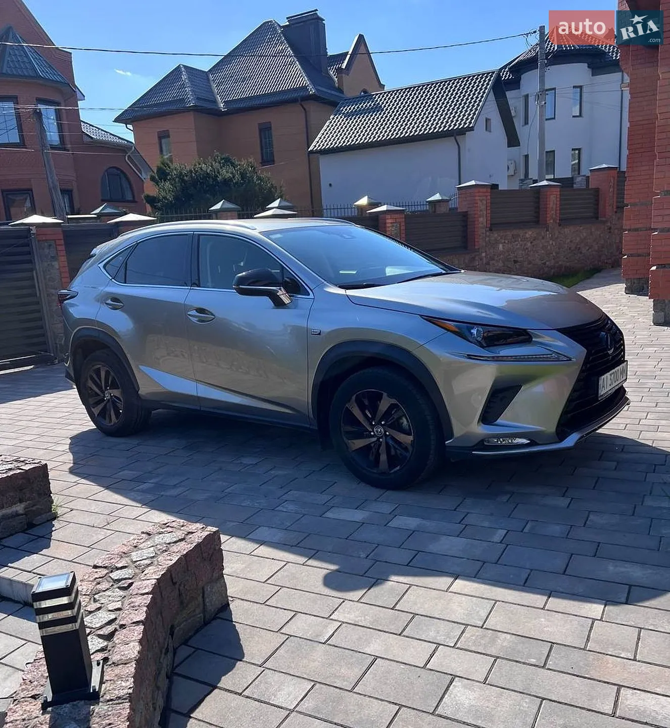 Lexus NX 2021 VIN JTJBERBZ002078693 фото оголошення 2 з 21