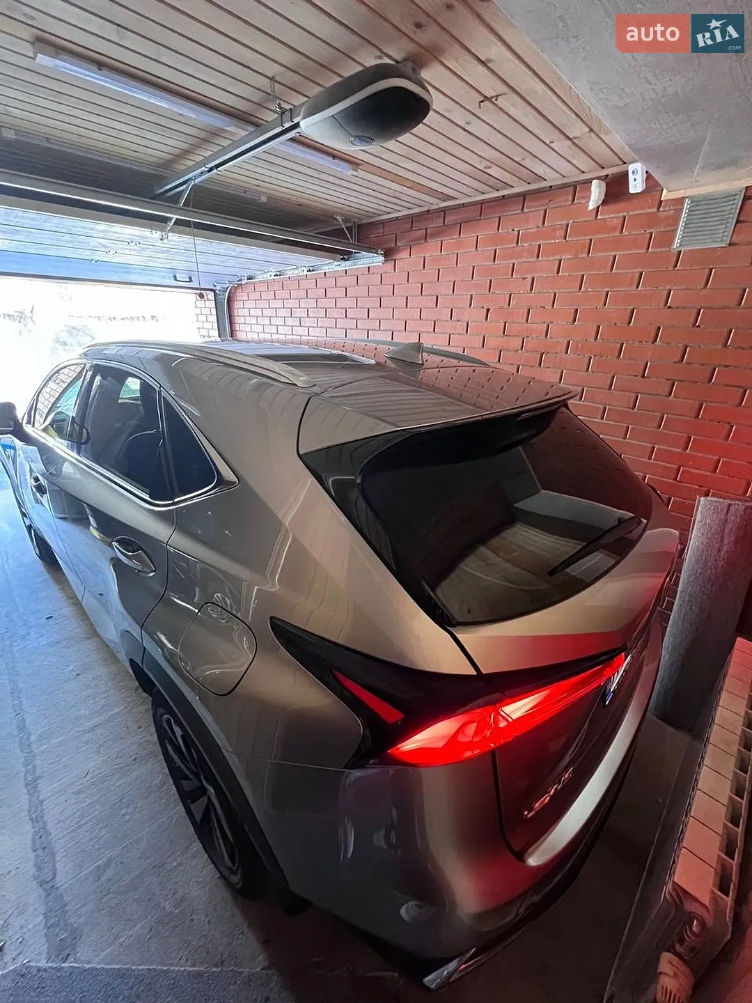 Lexus NX 2021 VIN JTJBERBZ002078693 фото оголошення 17 з 21