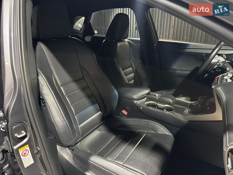Внедорожник / Кроссовер Lexus NX 2018 в Одессе