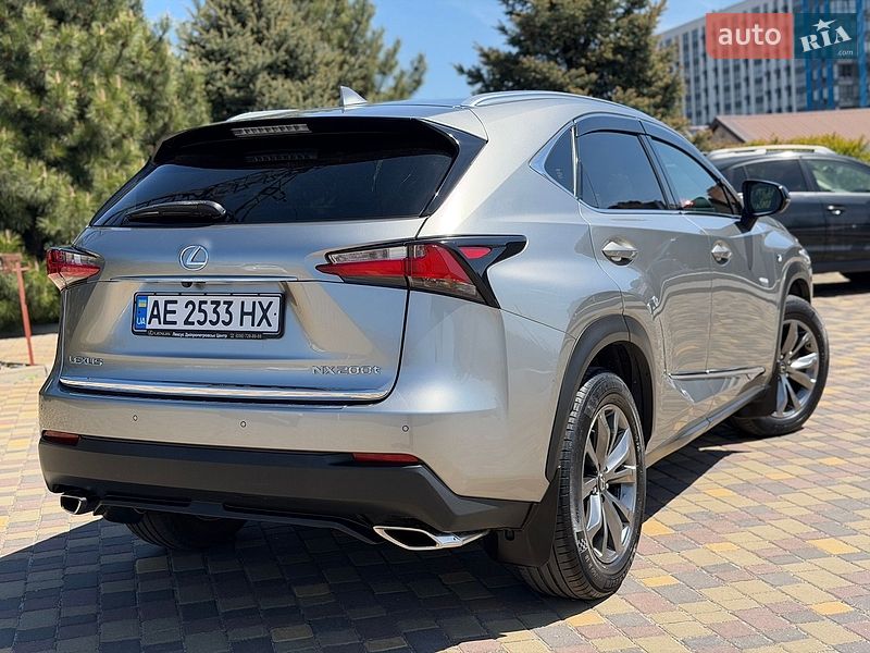 Внедорожник / Кроссовер Lexus NX 2016 в Днепре
