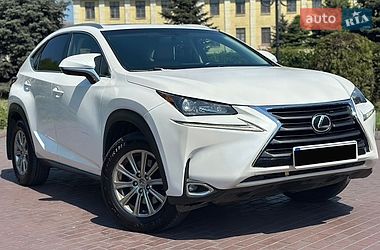 Внедорожник / Кроссовер Lexus NX 2017 в Днепре