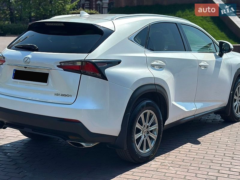 Внедорожник / Кроссовер Lexus NX 2017 в Днепре