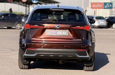 Внедорожник / Кроссовер Lexus NX 2017 в Кривом Роге