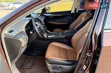 Внедорожник / Кроссовер Lexus NX 2017 в Кривом Роге