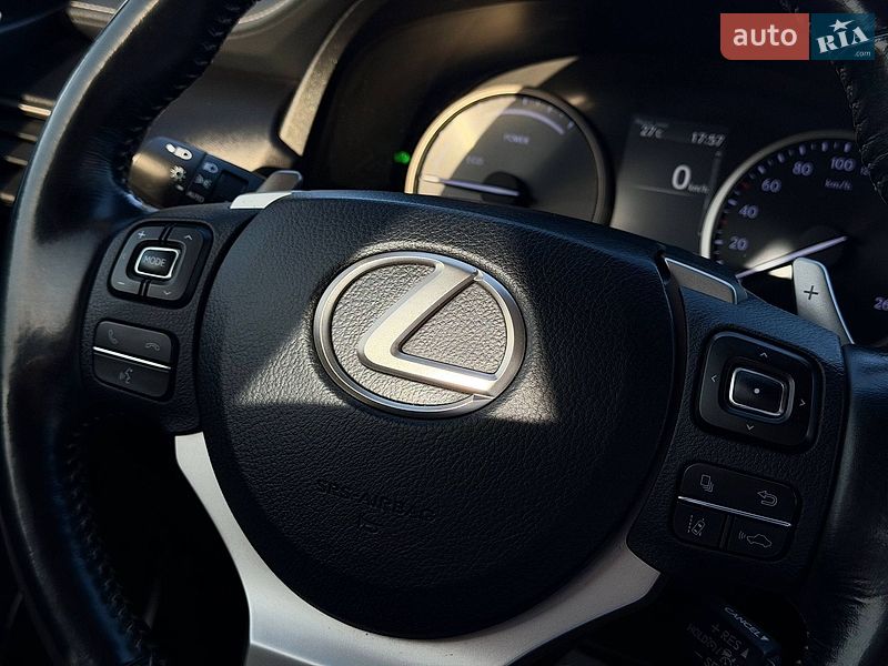 Внедорожник / Кроссовер Lexus NX 2017 в Кривом Роге