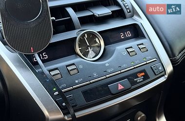 Внедорожник / Кроссовер Lexus NX 2017 в Кривом Роге