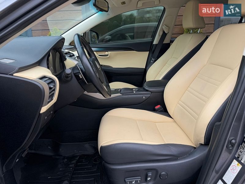 Внедорожник / Кроссовер Lexus NX 2018 в Шептицькому