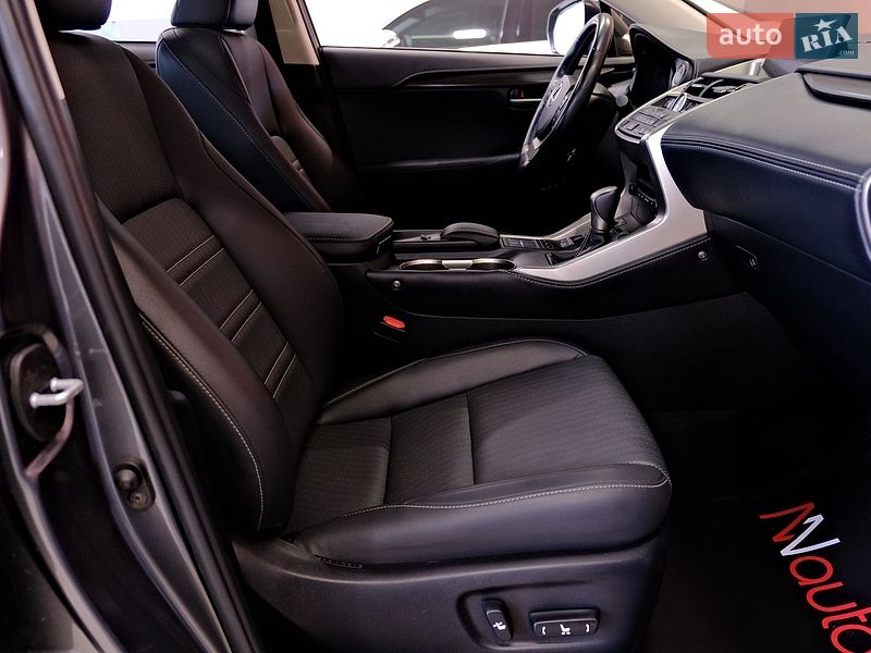 Внедорожник / Кроссовер Lexus NX 2017 в Одессе