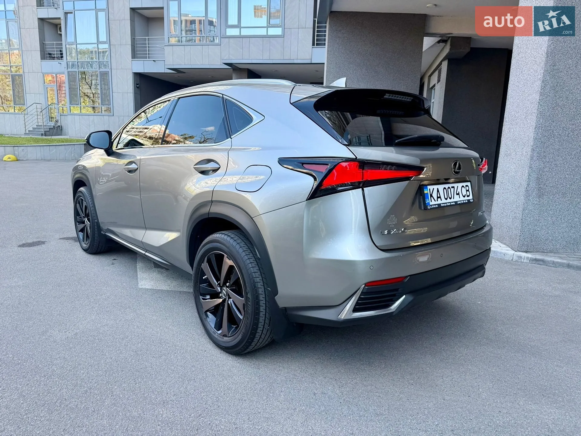 2020 Lexus NX - мініатюра 3