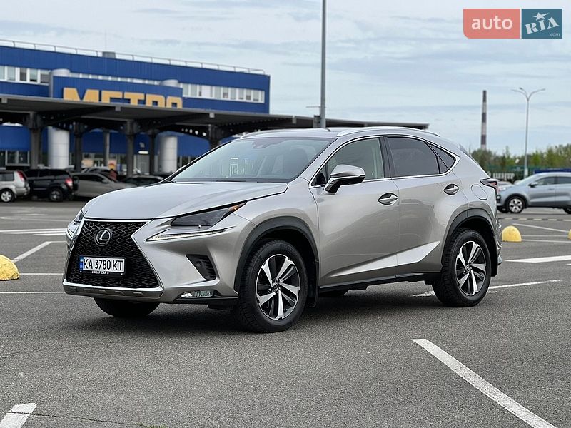 Внедорожник / Кроссовер Lexus NX 2017 в Киеве