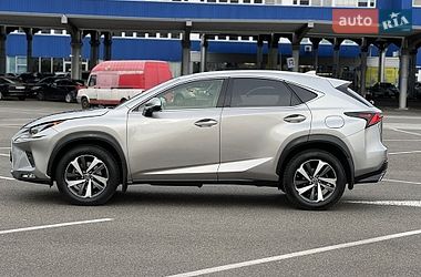 Внедорожник / Кроссовер Lexus NX 2017 в Киеве