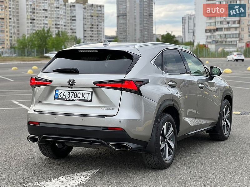 Внедорожник / Кроссовер Lexus NX 2017 в Киеве