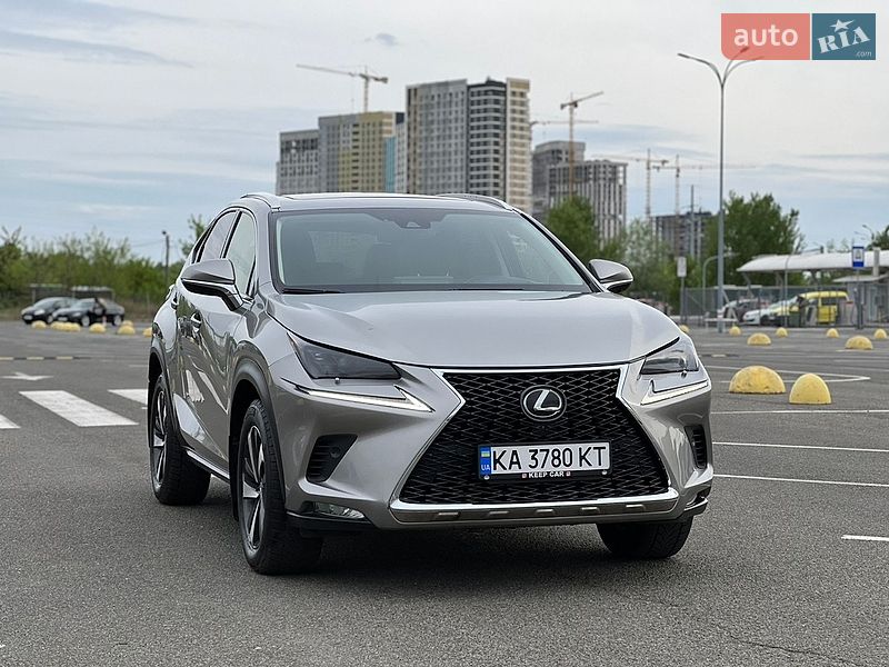 Внедорожник / Кроссовер Lexus NX 2017 в Киеве