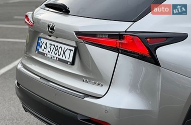 Внедорожник / Кроссовер Lexus NX 2017 в Киеве