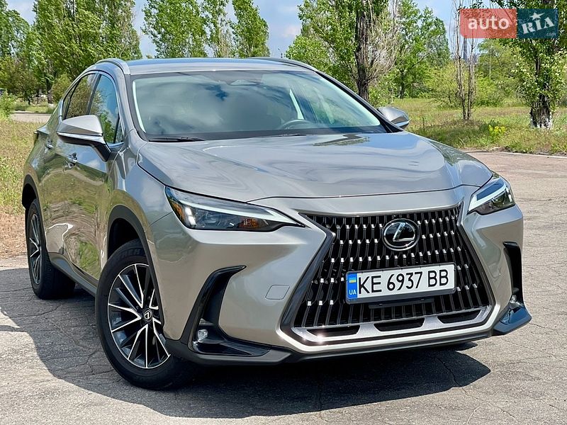 Lexus NX 2024