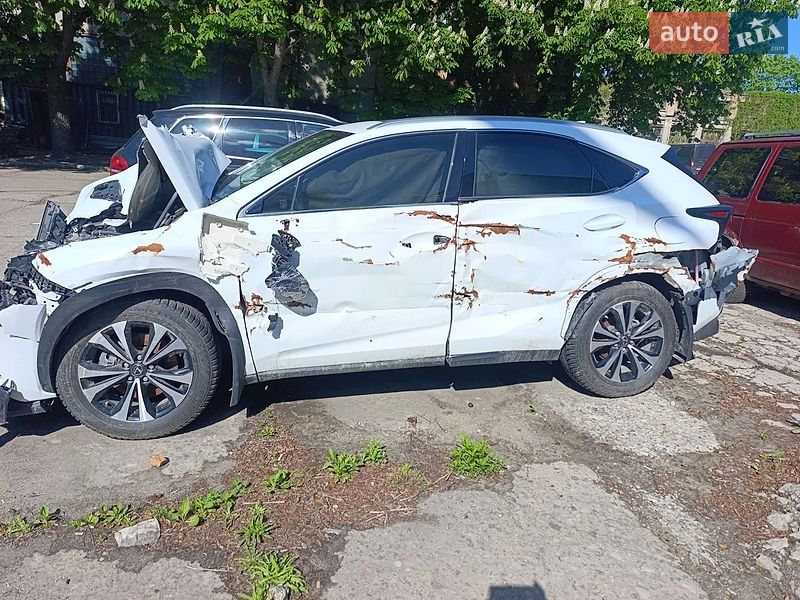 Внедорожник / Кроссовер Lexus NX 2018 в Киеве